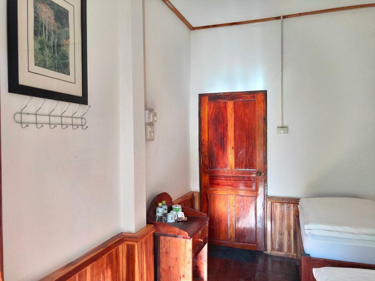 Sunset Bungalows&GH Muang Ngoi Exterior foto