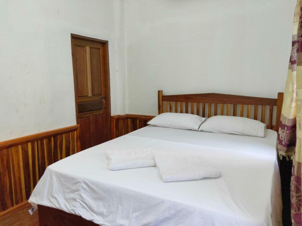 Sunset Bungalows&GH Muang Ngoi Exterior foto