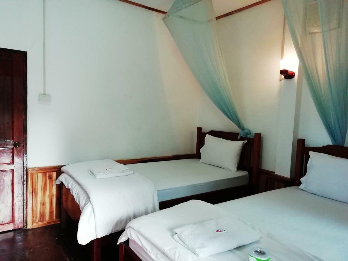 Sunset Bungalows&GH Muang Ngoi Exterior foto